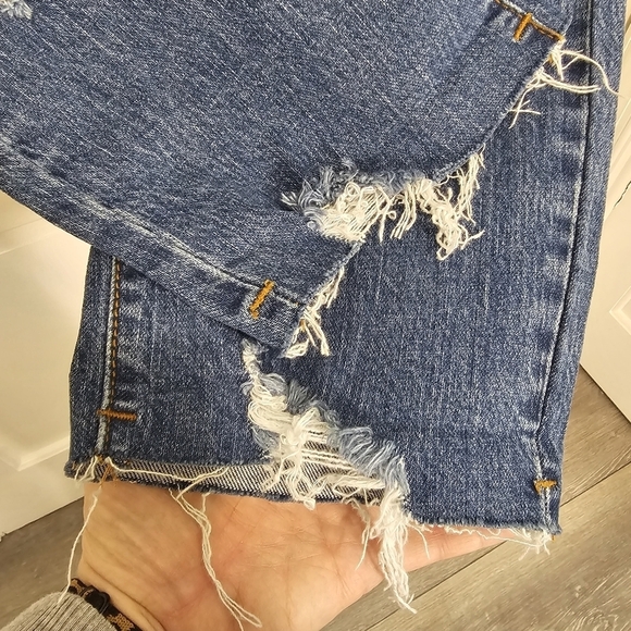 Fashion Nova Halie Half Cuff Straight Leg Distressed Jeans Dark Wash Size 5 - Picture 7 of 14